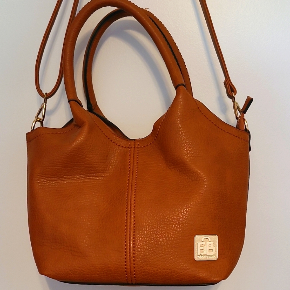 NWO Q1T Fabiguns Elegant Tan Vegan Leather Handbag Conceal/Carry